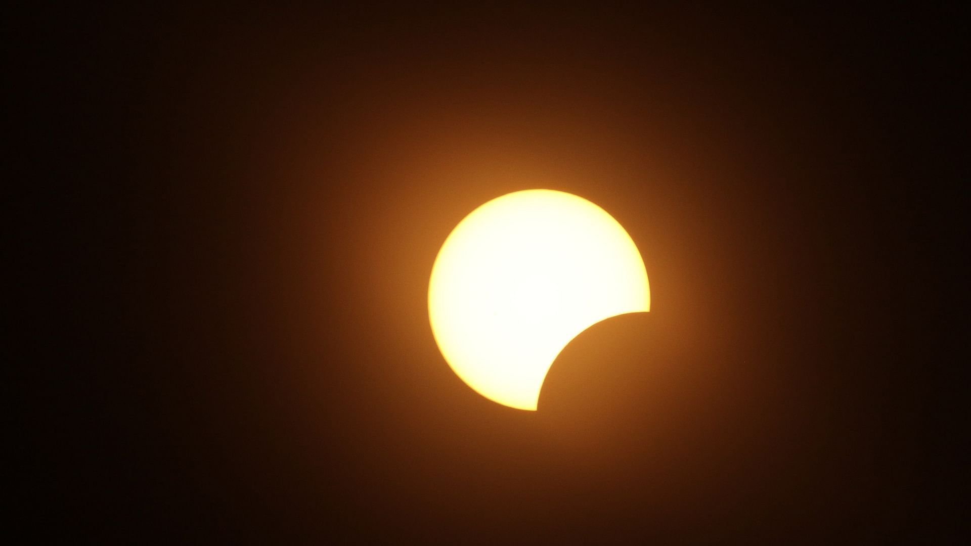 Totale Sonnenfinsternis - Europa im Mondschatten