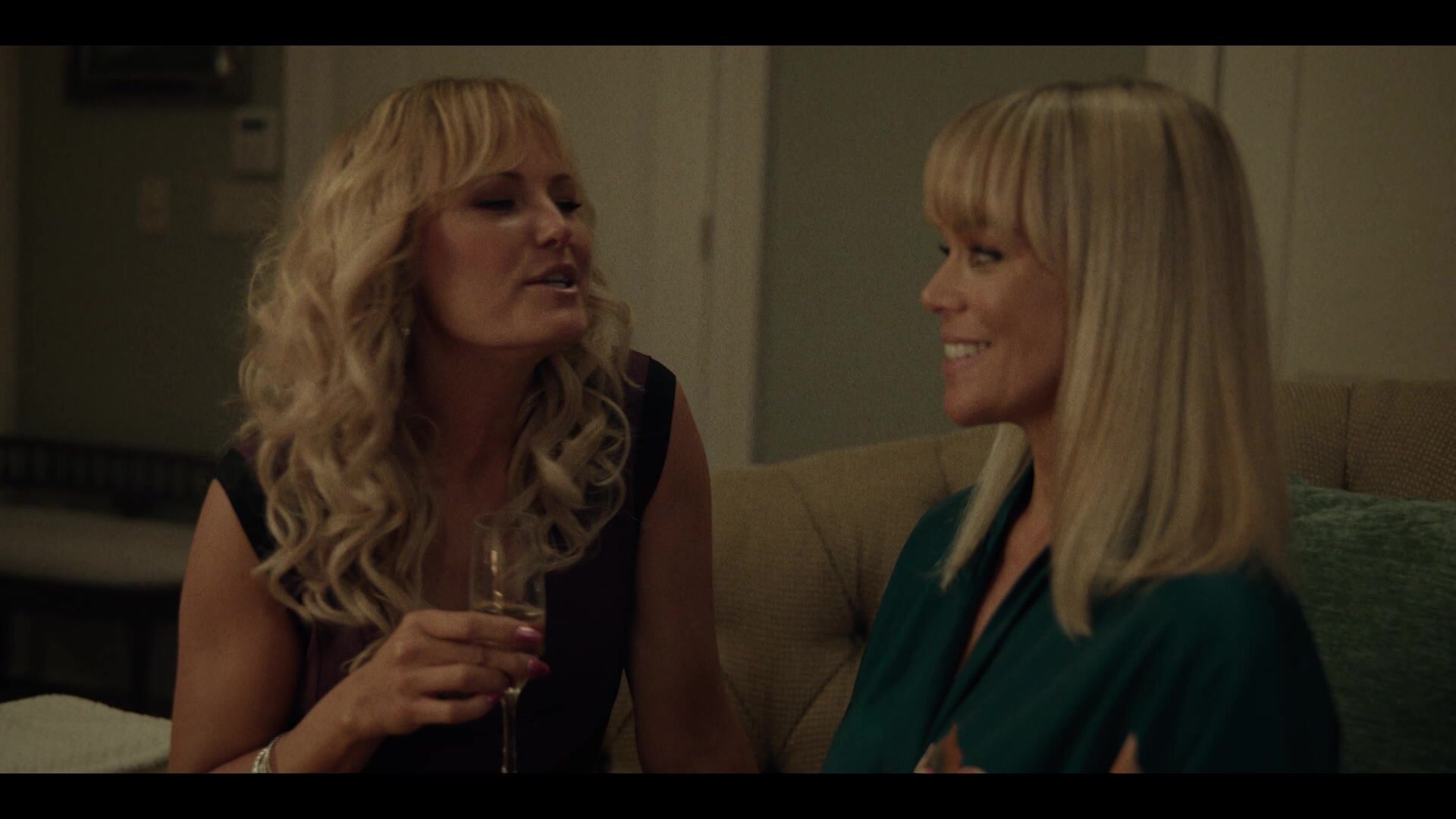 The Hunting Wives