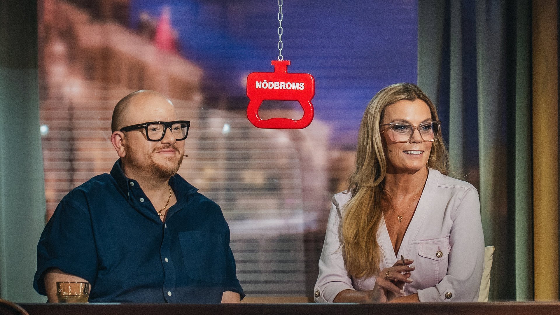 På sporet